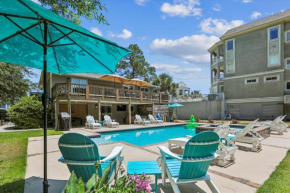 37 Bradley Circle- Private Pool, Short Walk to Beach, Great Location, FREE Activities Included